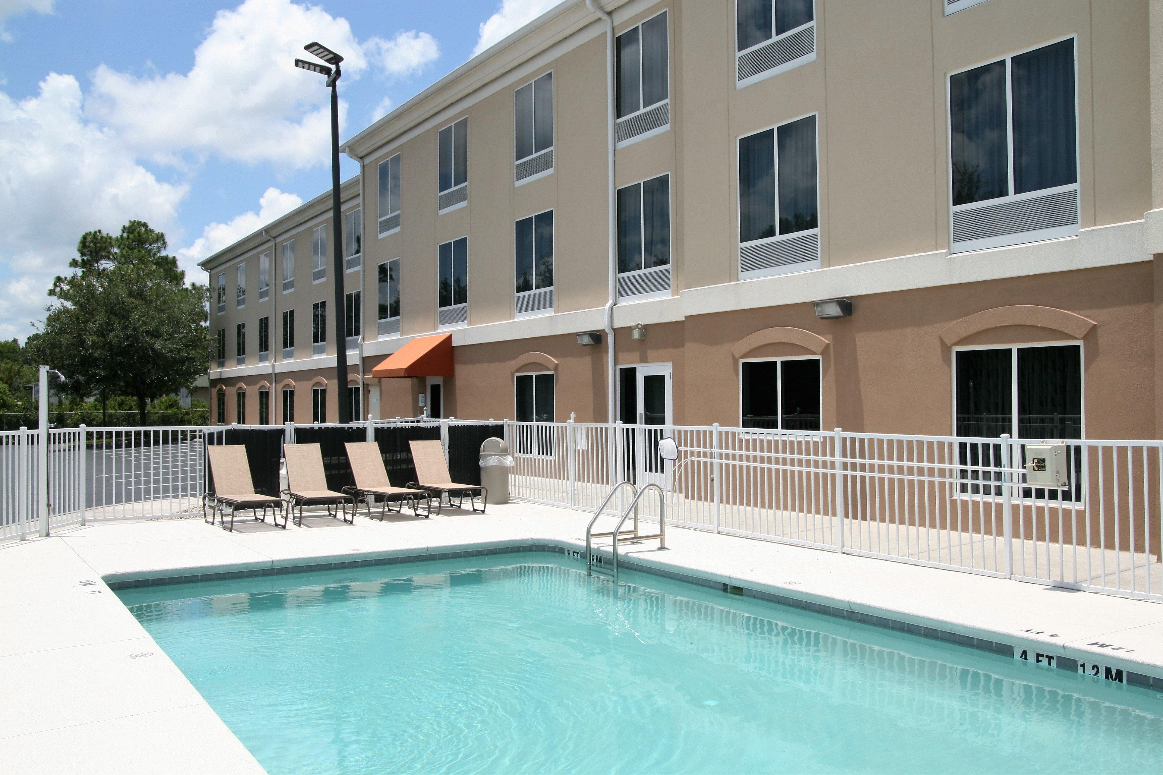 Holiday Inn Express Hotel & Suites Brooksville West, An Ihg Hotel Eksteriør bilde